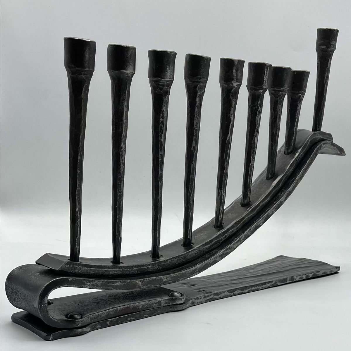 Zeevik Gottlieb | Menorahs ME4